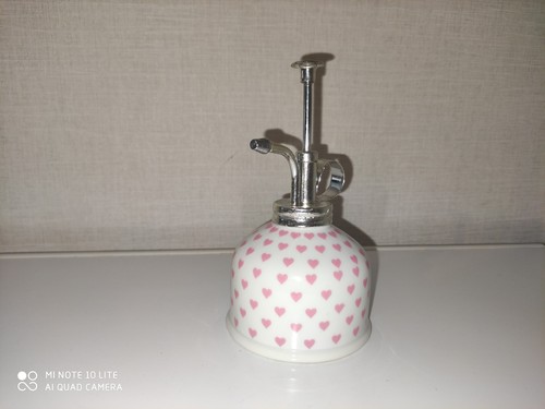 Ancien vaporisateur - ancien,